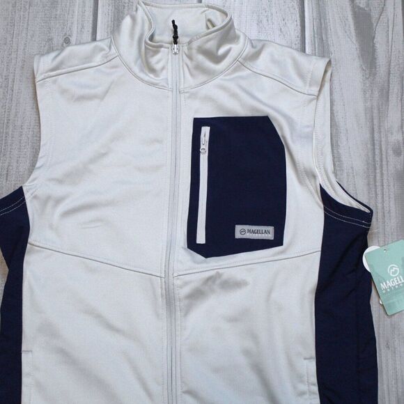 NEW Magellan Outdoors Men’s FishGear Shore and Line Fishing Vest Gray/Blue - Picture 2 of 4